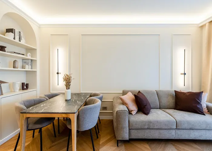 Lumen - Skyline View Attic شقة